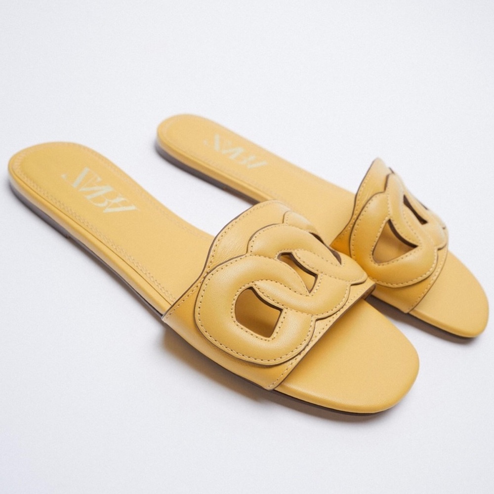 Zara Mustard Yellow Raised Detail Leather Slides